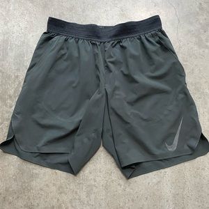 Nike men’s training short